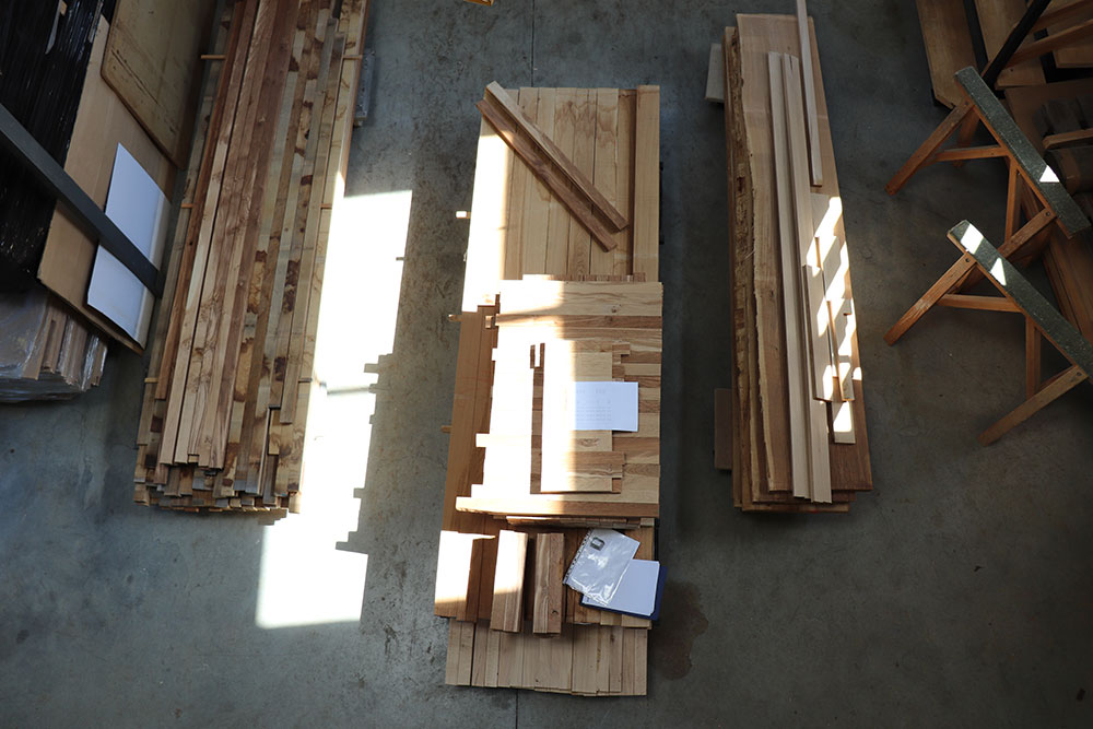 debit de bois massif pour fabrication meubles