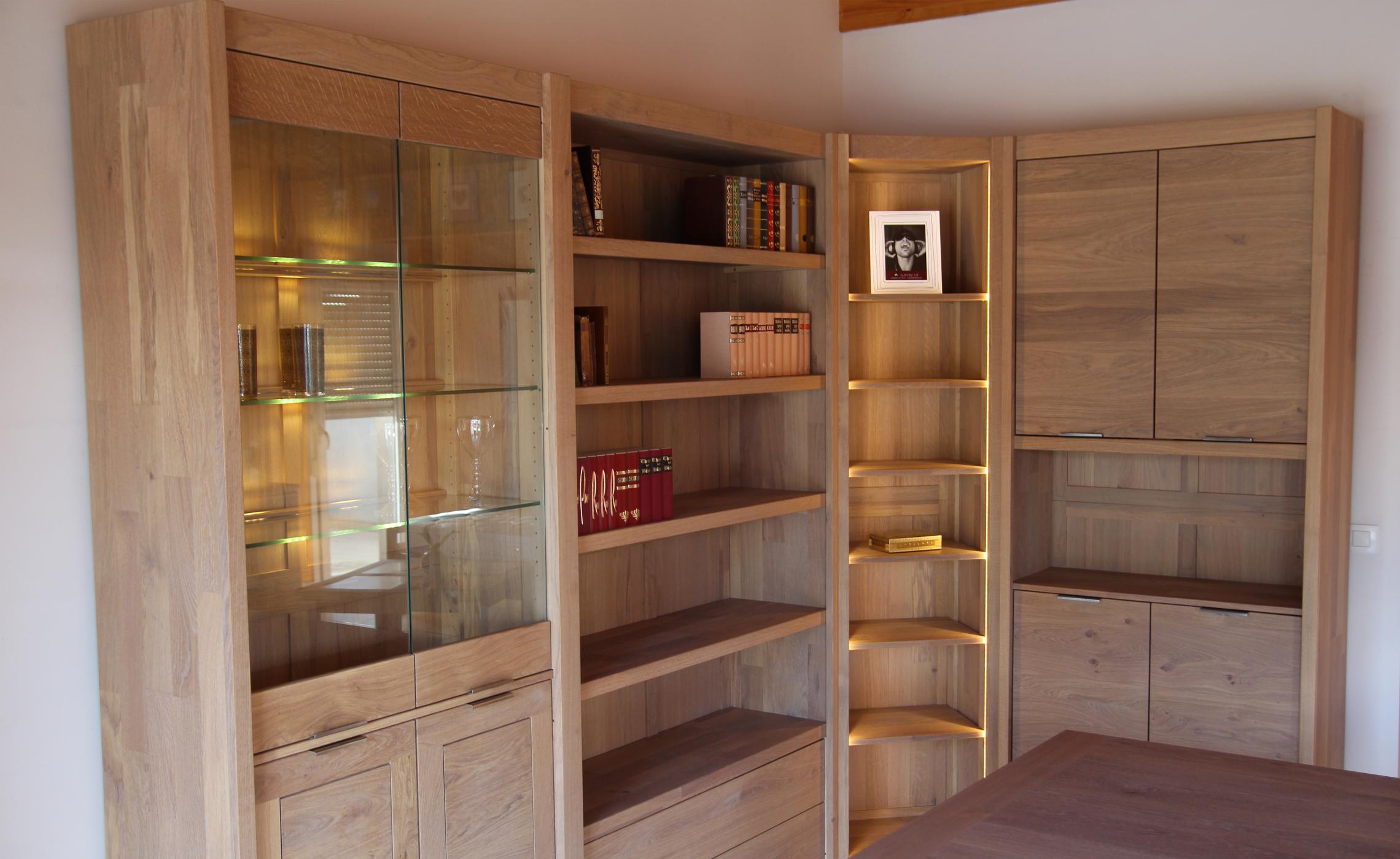 Bibliotheque de rangement en chene huile