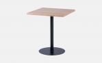 Table bistrot de restaurant en chene et pied metal